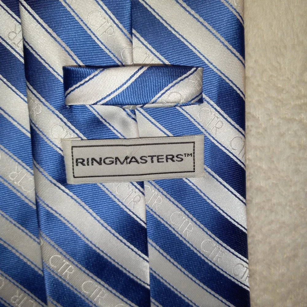 RINGMASTERS CTR Tie White Blue Striped 3 3/4